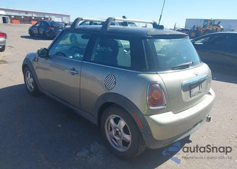 2007 Mini Cooper из США, поврежденный, VIN WMWMF33507TT50503